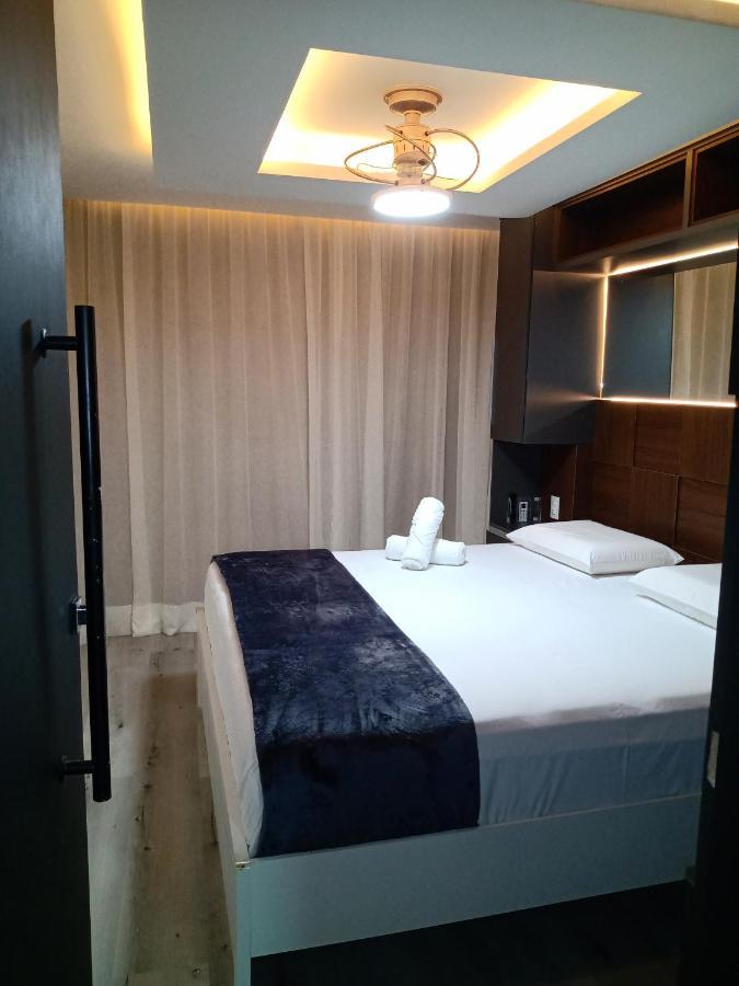 Deluxe Family Suite,1318925110:JPEG